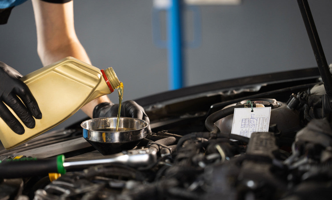 Choosing the Right Hydraulic Fluid: A Real-World Guide for Equipment Owners